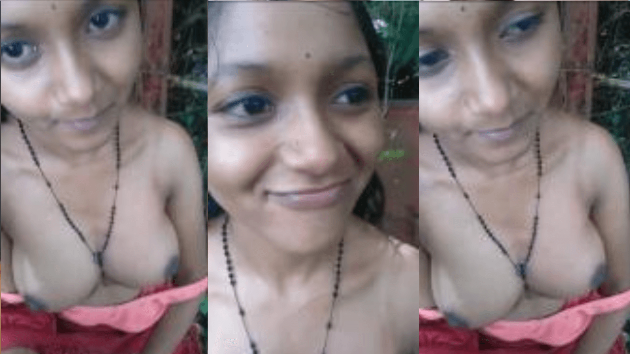 Gf's Boobs Pressed By Boyfriend In Jungle
