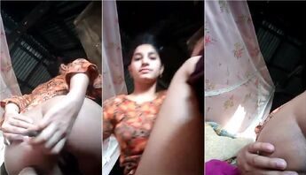 Desi Village Girl Showing Asshole