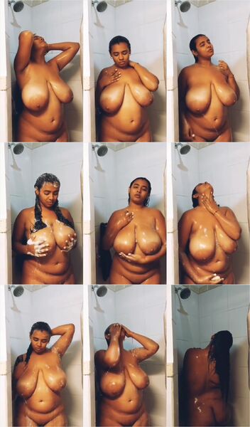 Sexy Big Boob Girl Nude Bathing